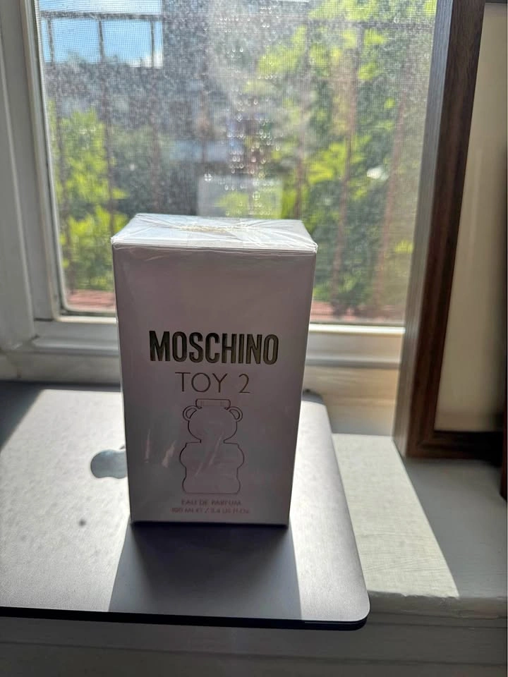 Moschino Toy 2