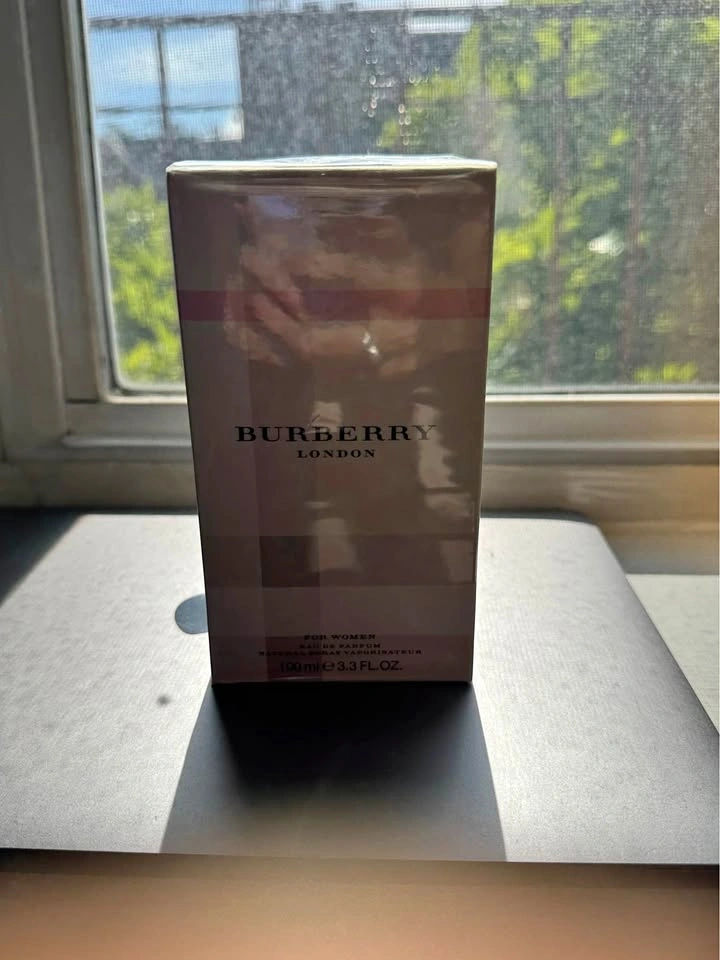Burberry London