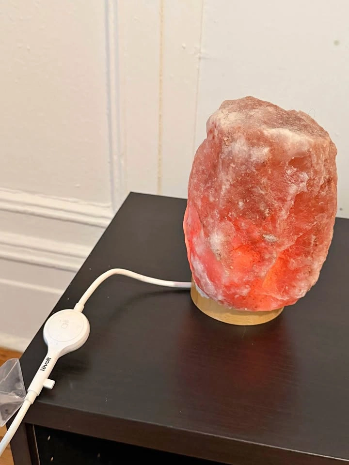 Natural Himalayan rock lamp
