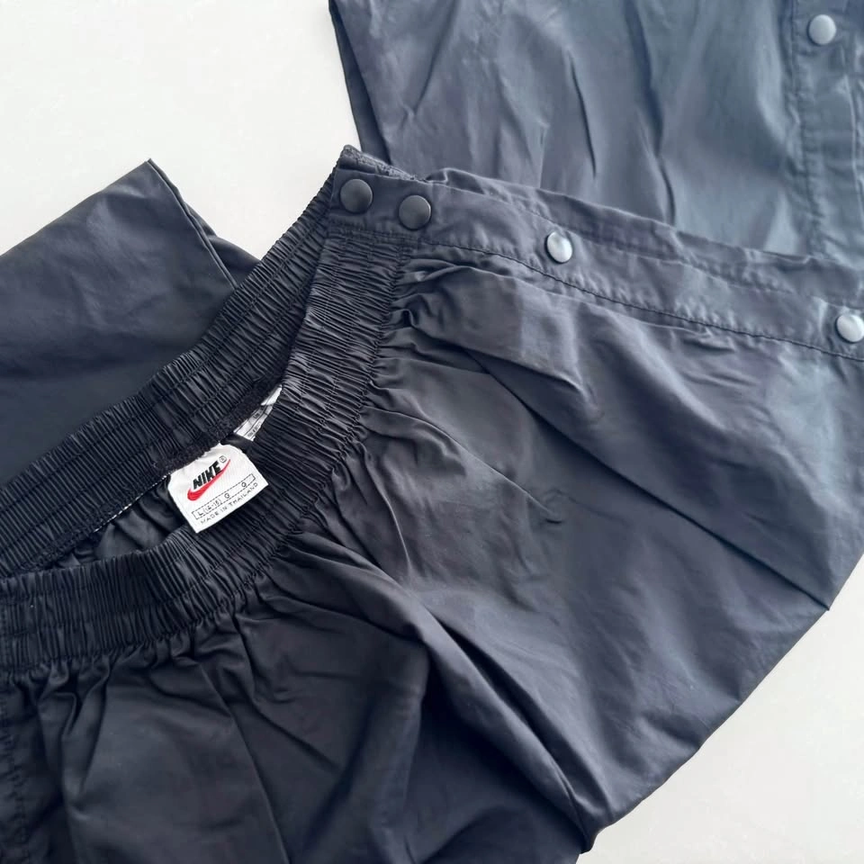Vintage 90s Nike Youth Track Pants (Size L 14/16) - photo 2