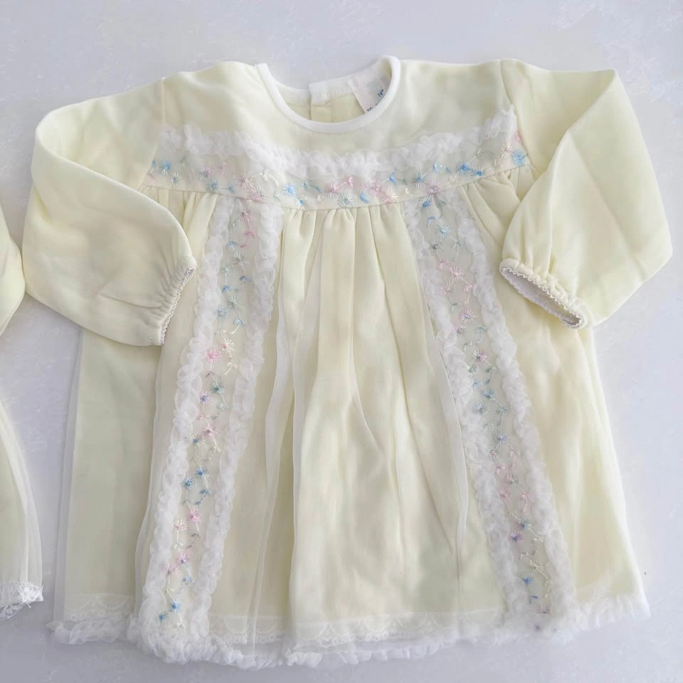 Vintage Pale Yellow Baby Girl Dresses (Size 6M/18 lbs) - photo 3