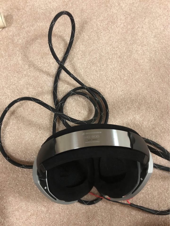 Sennheiser HD 800 headphones - photo 4