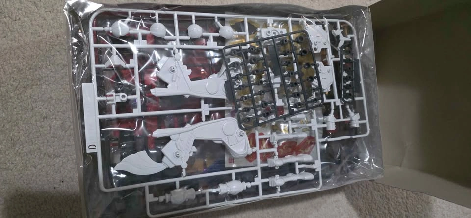 Bandai SD Sangokuden Shin Ryubi Gundam Model Kit - photo 4