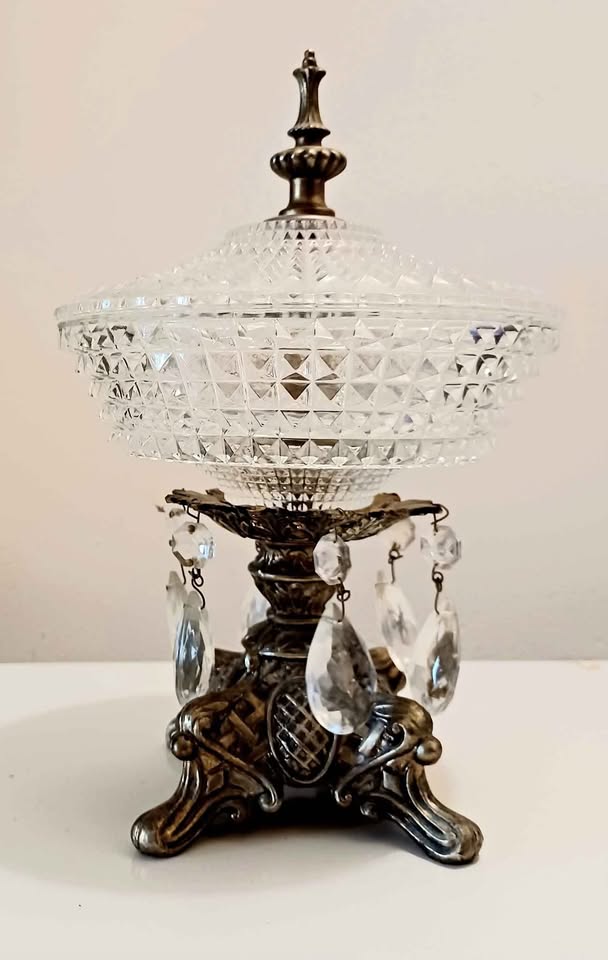 Vtg. Hollywood Regency Crystal Bowl