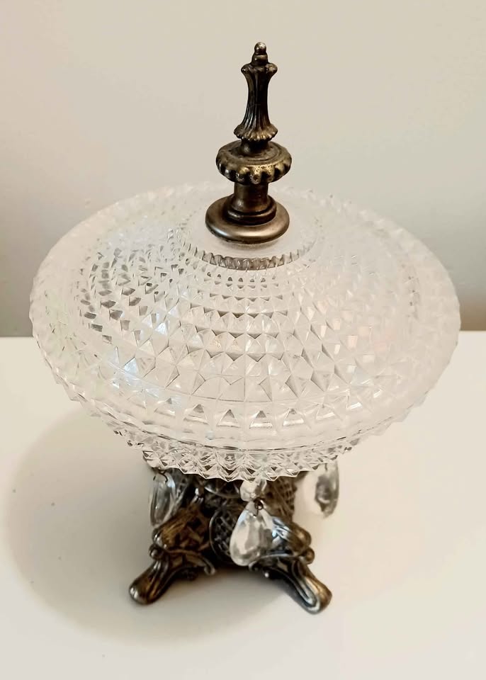Vtg. Hollywood Regency Crystal Bowl - photo 2