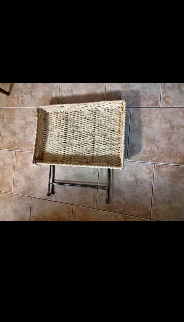 Foldable Table - photo 3