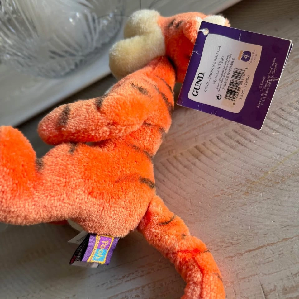 Vintage Disney Classic Winnie the Pooh Tigger 8" Plush Toy - photo 4