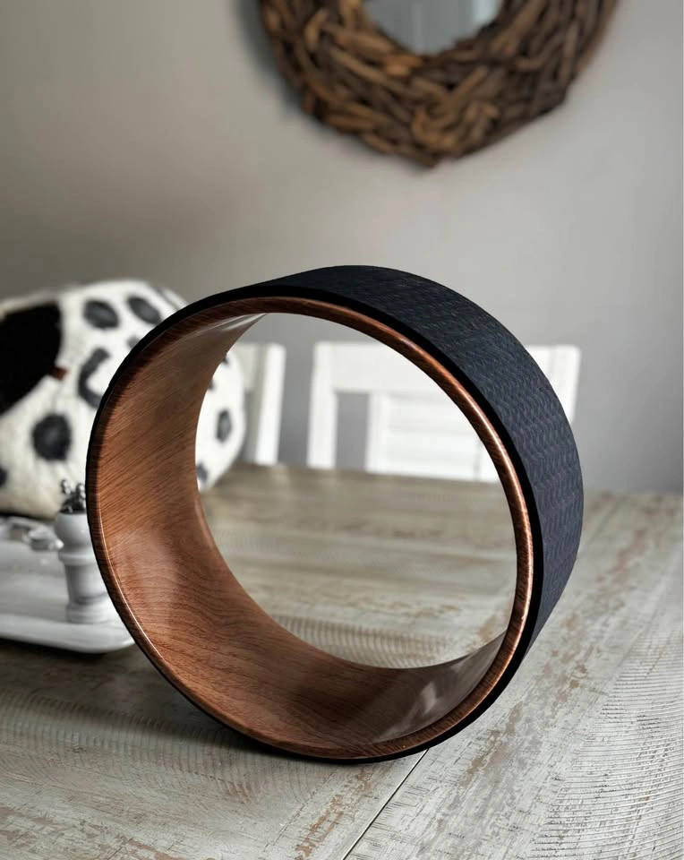 Sleek Black w/ Wood Interior Yoga Wheel - photo 3