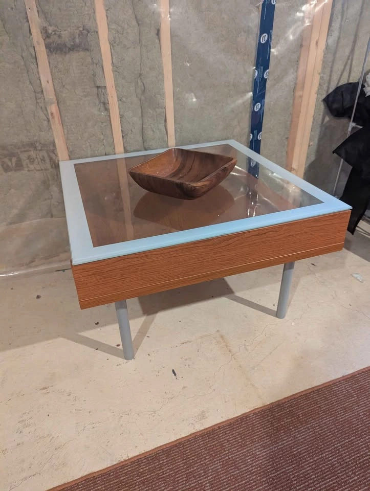 Coffee Table 3x3 ft - photo 3