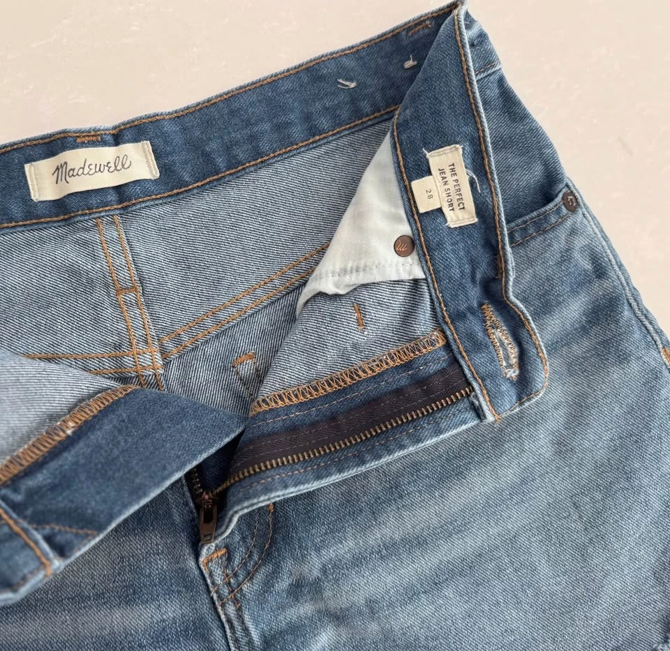 Madewell The Perfect Jean Short (Size 28) - photo 3