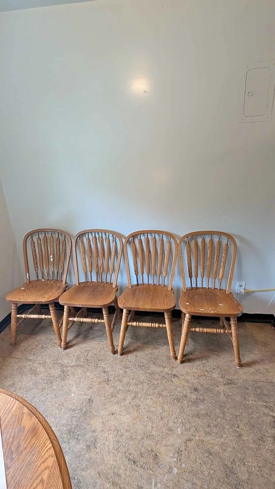 4 dining room chairs