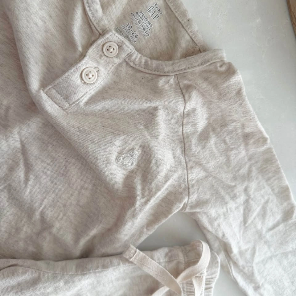 babyGAP 2-piece set (Size 18-24M) - photo 3