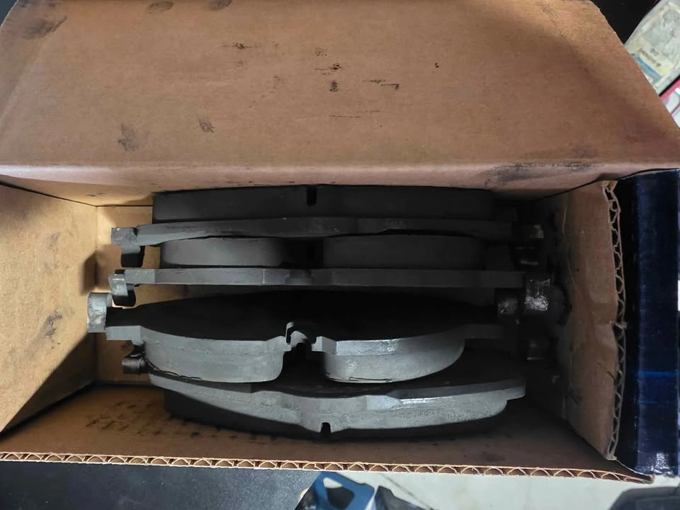 HAWK HP+ MK7 GTI brake pads (Non-Performance Package) - photo 2