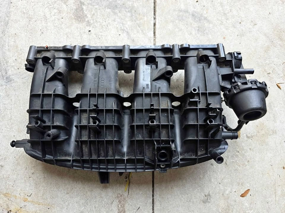OEM VW Mk7 Golf Intake manifold