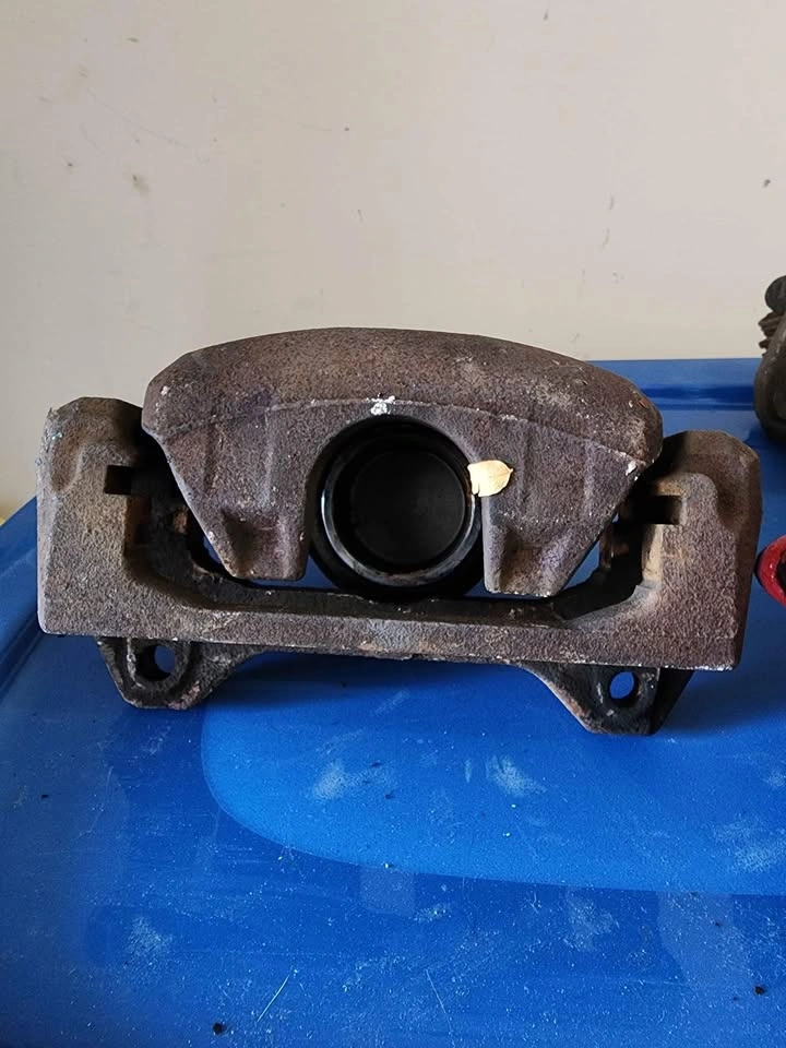 06-11 Honda Civic SI Front Calipers - photo 3