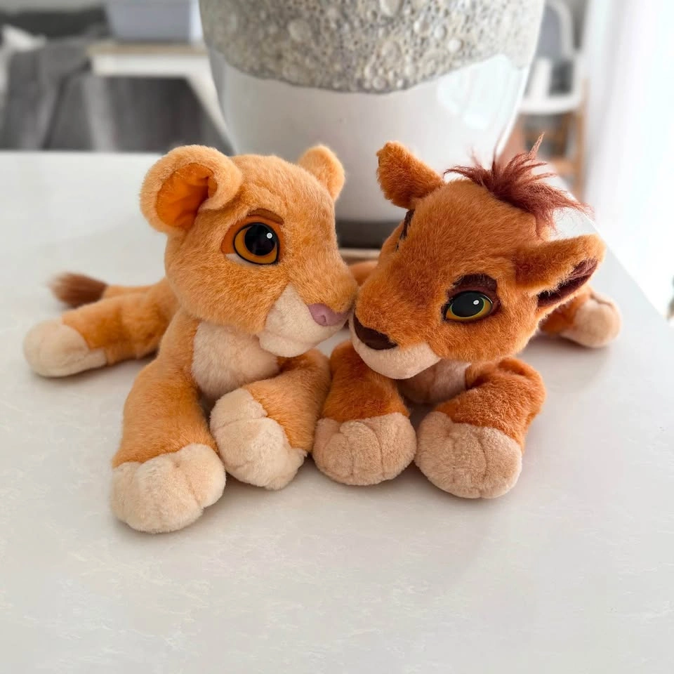 Vintage 1998 The Lion King II Purring Kiara and Kovu Plush Set