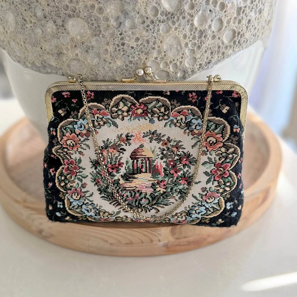 Vintage Cottagecore Tapestry Clutch Bag Floral Needlepoint