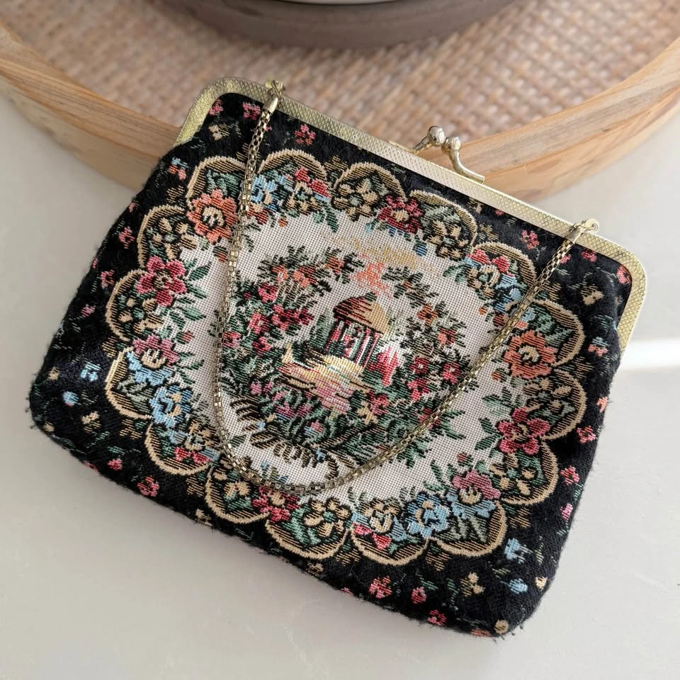Vintage Cottagecore Tapestry Clutch Bag Floral Needlepoint - photo 4