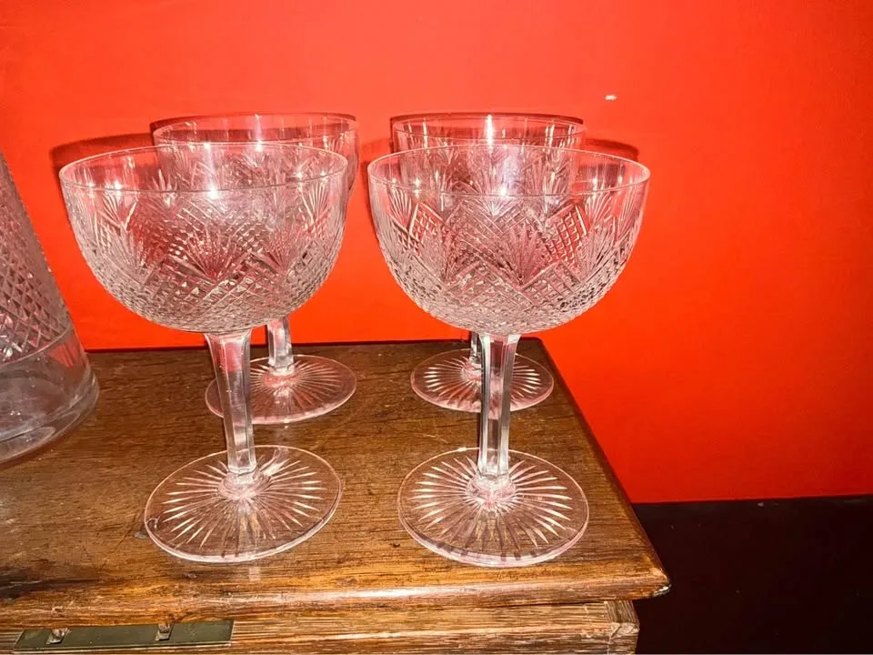 Antique glass wine decanter, cruet, and 4 stemmed glasses - photo 2