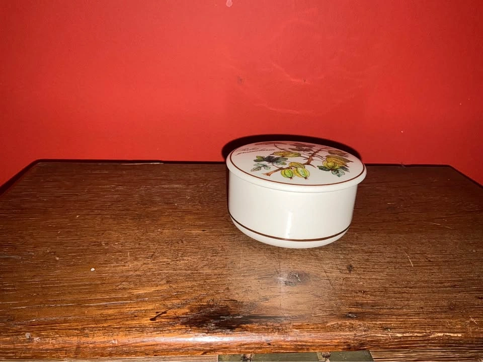 Vintage Villeroy & Boch Botanica Covered Porcelain Dish - photo 4
