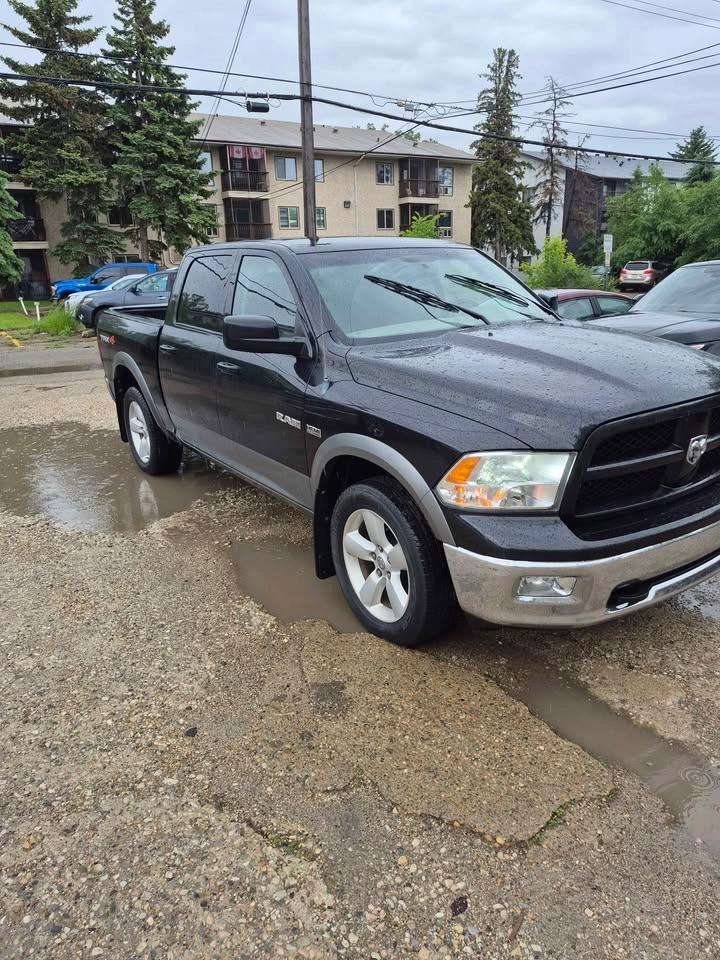 2010 Ram 1500 - photo 2