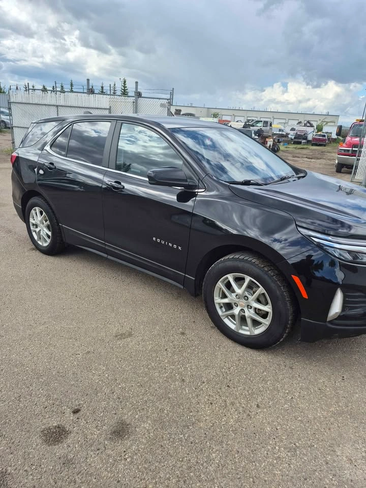 2024 Chevrolet Equinox - photo 2