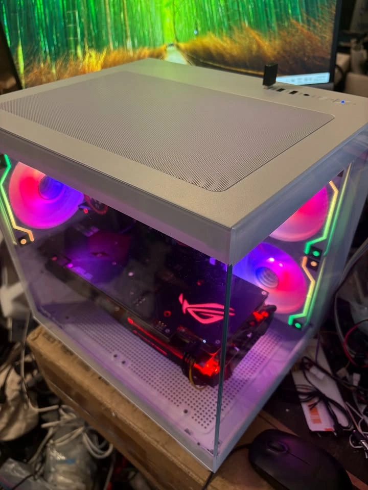 Ryzen 7 1700, 20GB RAM, 250GB SSD, GTX 1070 8GB PC - photo 2