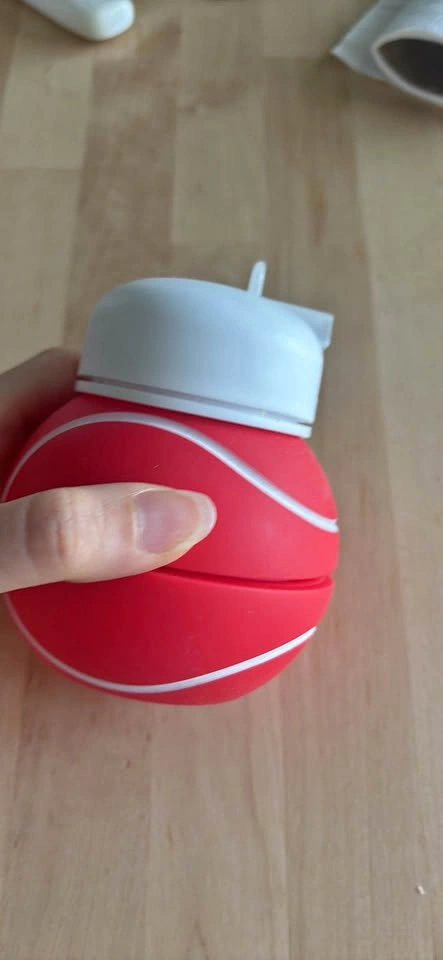 NEW Foldable Silicone Water Bottle – Portable & Space Saving