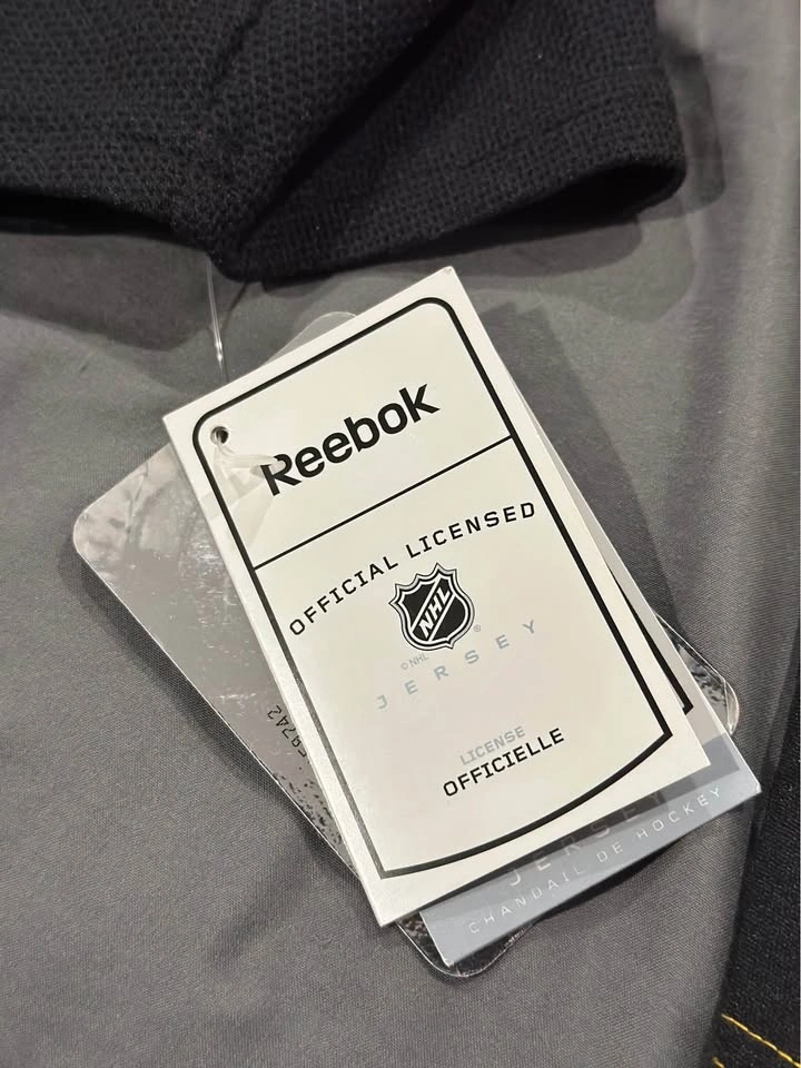 Signed Michael Cammalleri Calgary Flames Reebok NHL Jersey L - photo 4