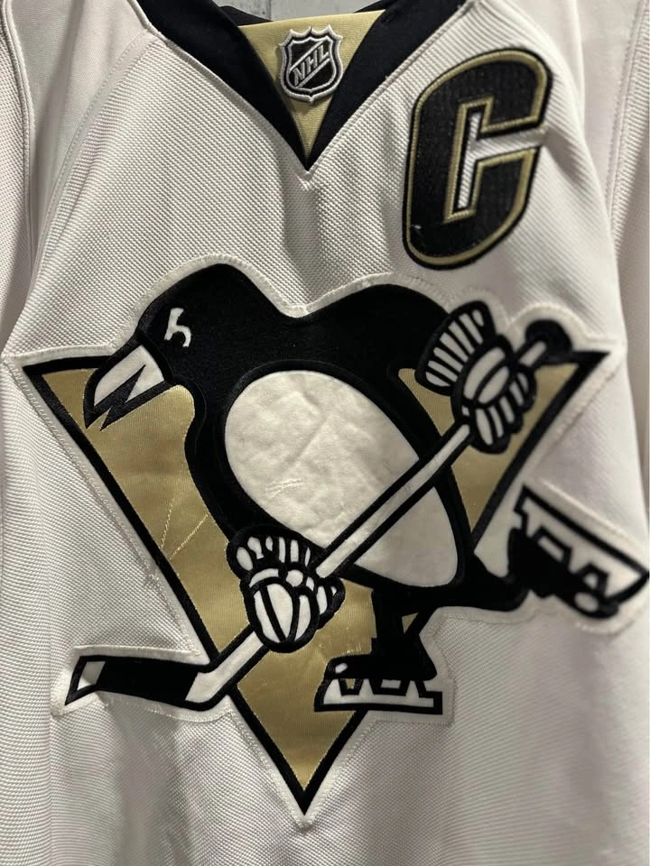 Sidney Crosby Authentic Pittsburgh Penguins Reebok CCM Jersey - photo 3