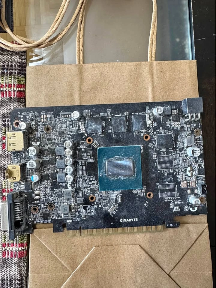 Gigabyte GeForce GTX 1650 Super Graphics Card PCB