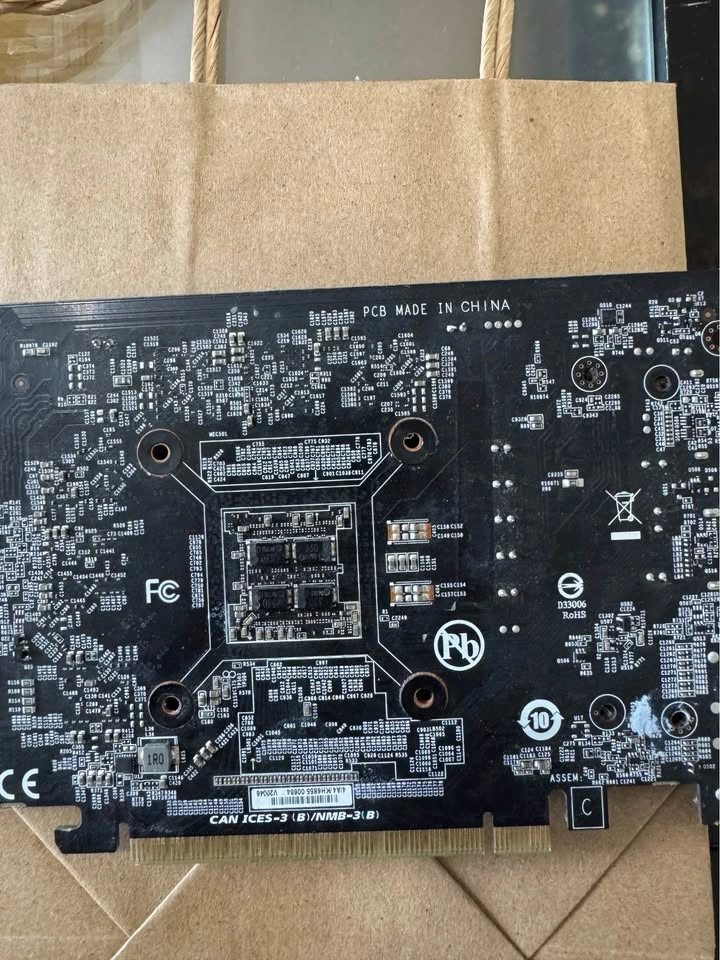 Gigabyte GeForce GTX 1650 Super Graphics Card PCB - photo 2