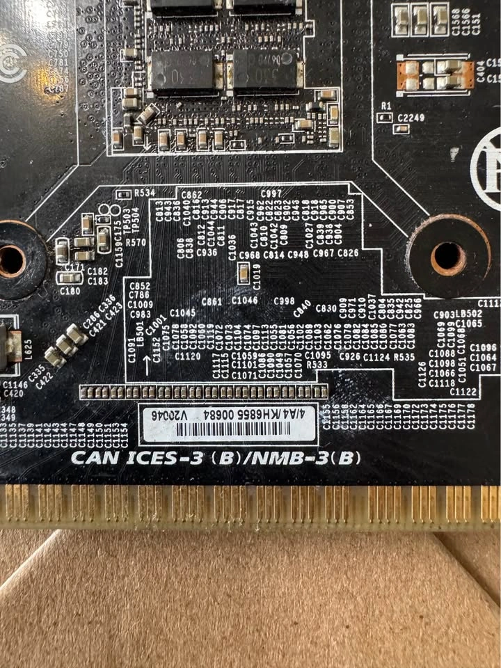 Gigabyte GeForce GTX 1650 Super Graphics Card PCB - photo 3