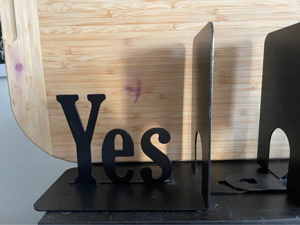 “Yes And” Bookends for all your improv books! - photo 2