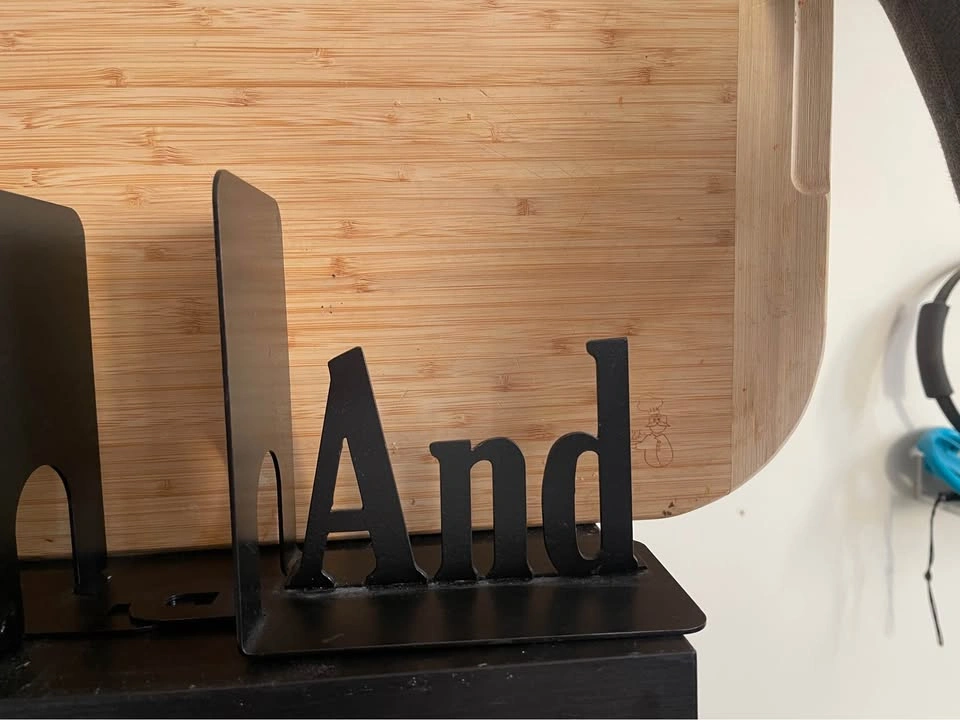 “Yes And” Bookends for all your improv books! - photo 3