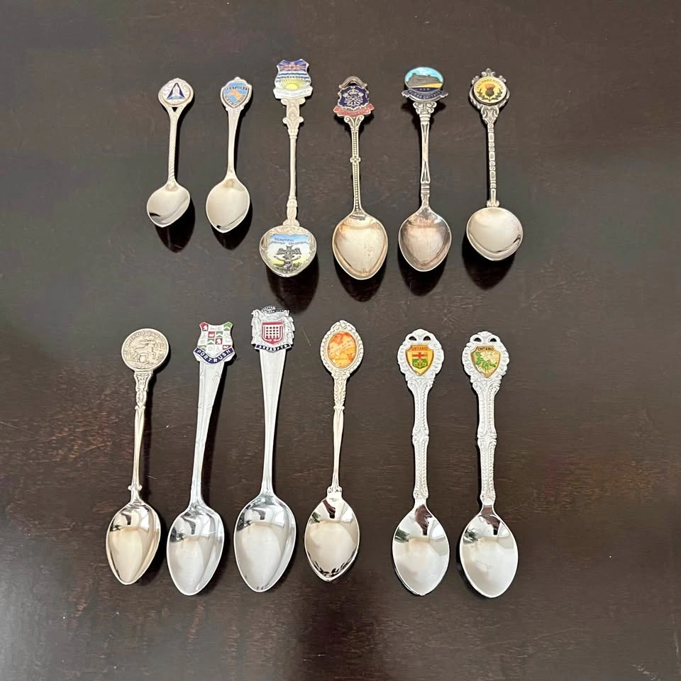 Vintage 12 Souvenir Collectible Spoon Made in USA, CANADA, HOLLA