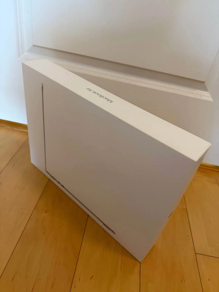 Brand new 15” MacBook Air M5 - photo 2