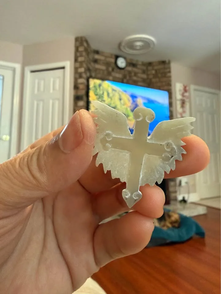 Hand-Craved Jade Pendant image indicator(3)