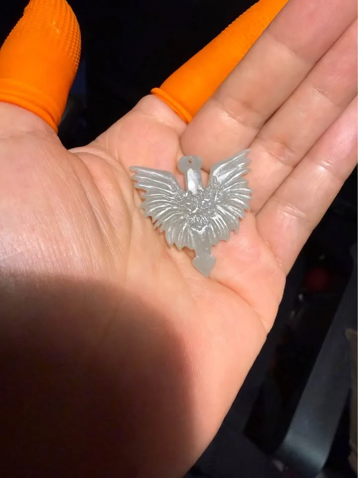 Hand-Craved Jade Pendant image indicator(4)