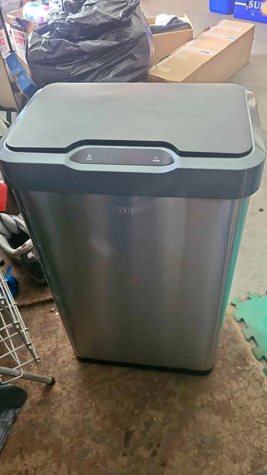 EKO Motion Sensor Trash Can