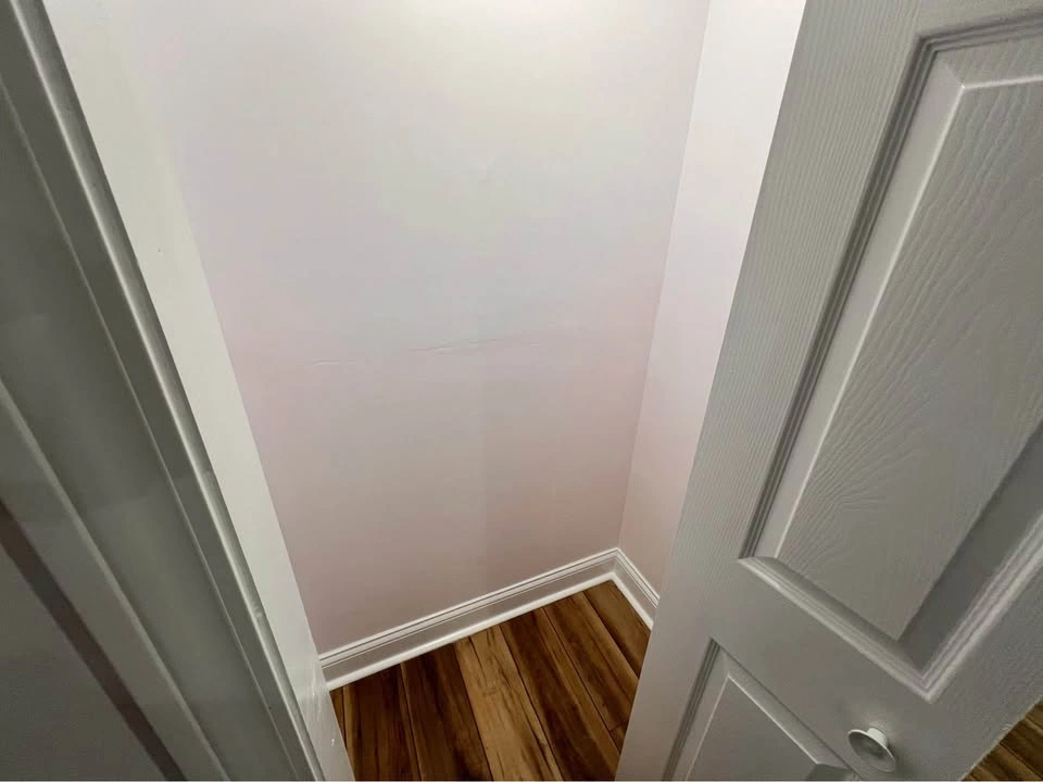 2 Beds 1 Bath - Apartment - photo 2