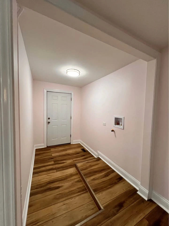 2 Beds 1 Bath - Apartment - photo 3