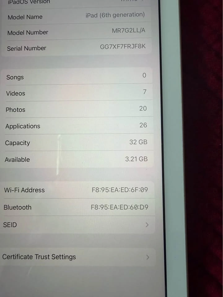 Apple iPad 6th Gen A1893 32GB Wi-Fi 9.7" White - photo 3