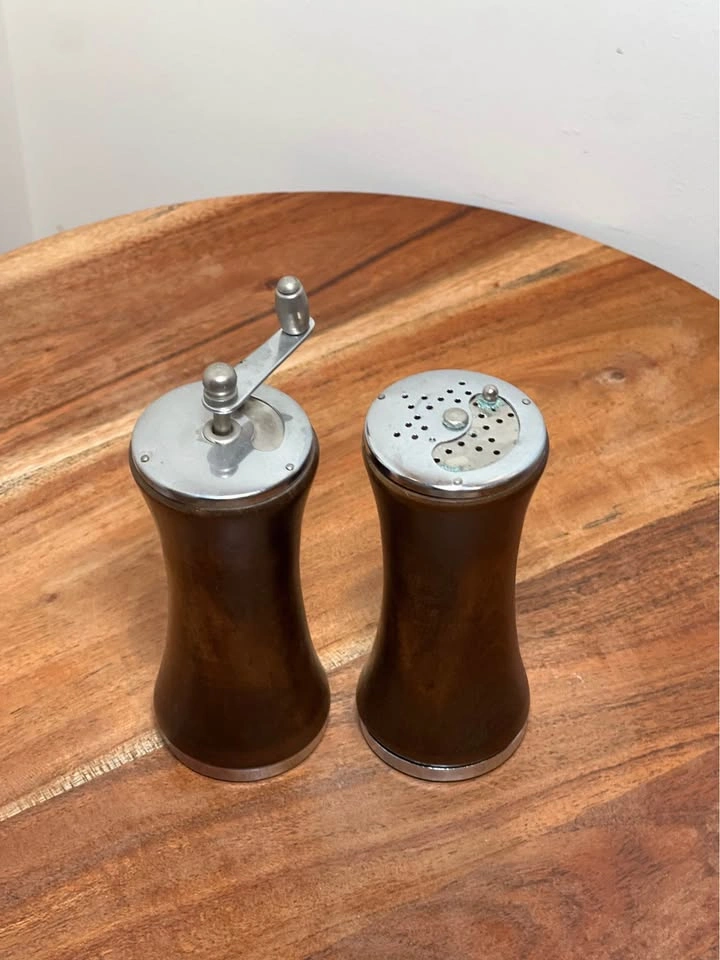Woodcrest by Styson Salt and Pepper Shaker Set - photo 2