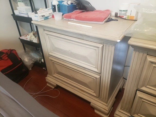 King Bedroom Set with Mattress & Box Spring - photo 2