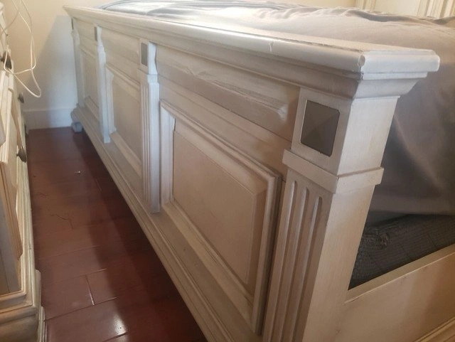 King Bedroom Set with Mattress & Box Spring - photo 3