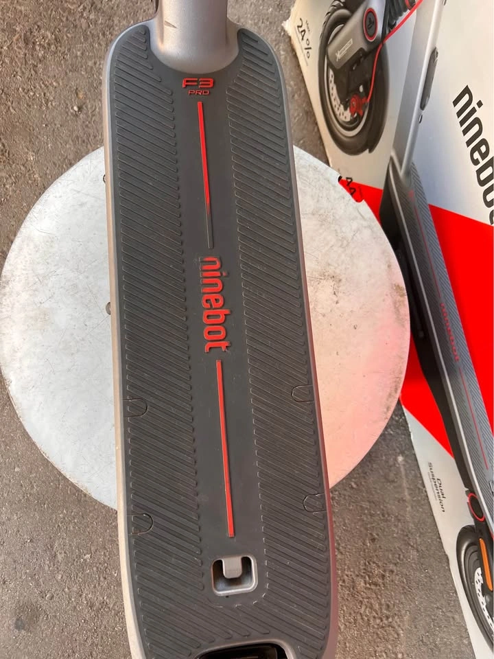 Segway Ninebot F3 Pro Electric Scooter - photo 5