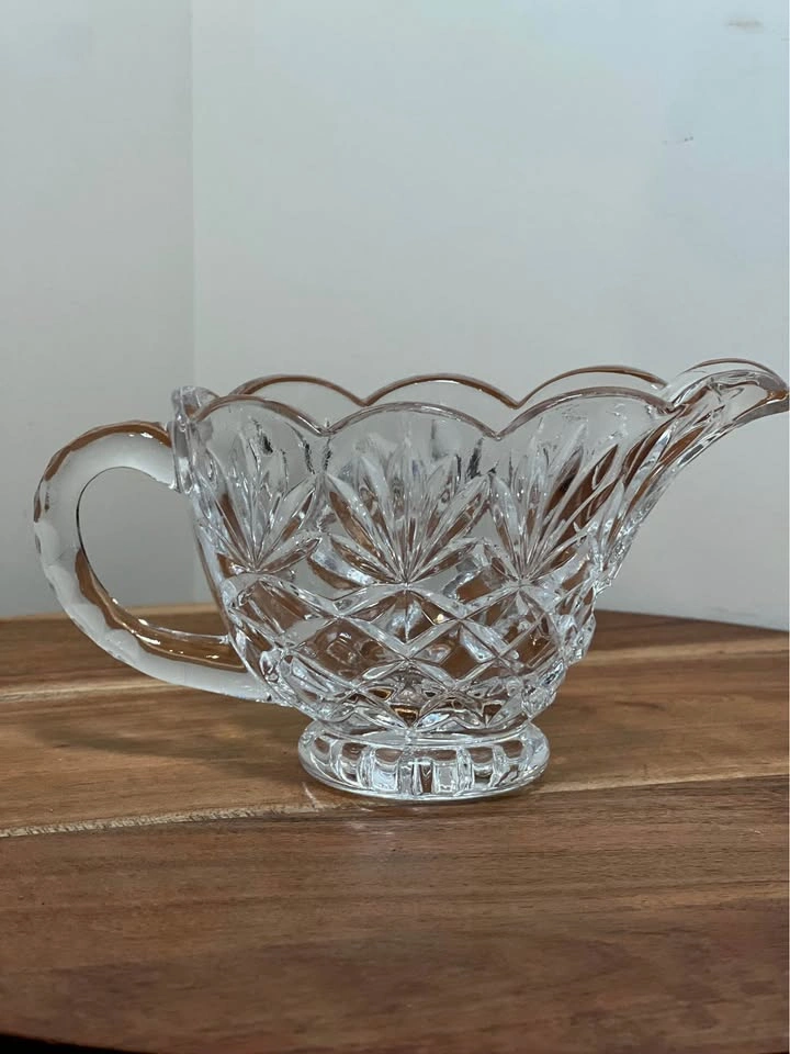 Vintage Clear Pressed Glass Creamer & Covered Sugar Bowl Set - photo 3
