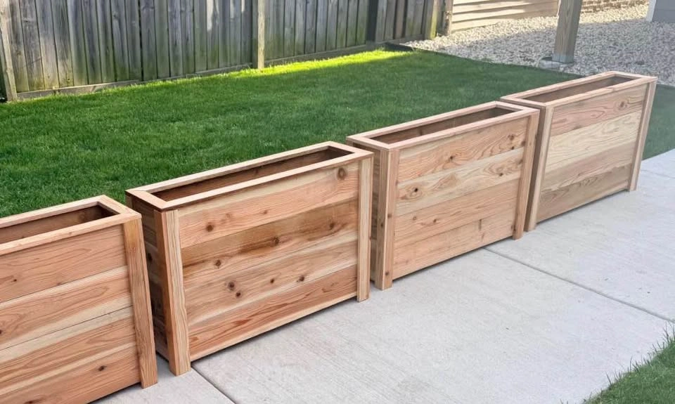Single Rectangular cedar or Douglas fir pine planter - photo 2