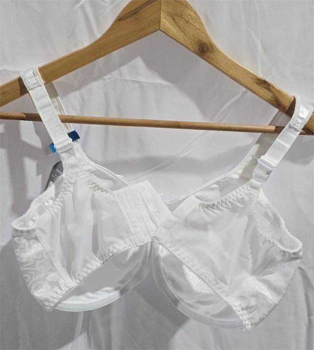 36DDD Bali Womens Satin Tracings Minimizer Underwire Bra - photo 5